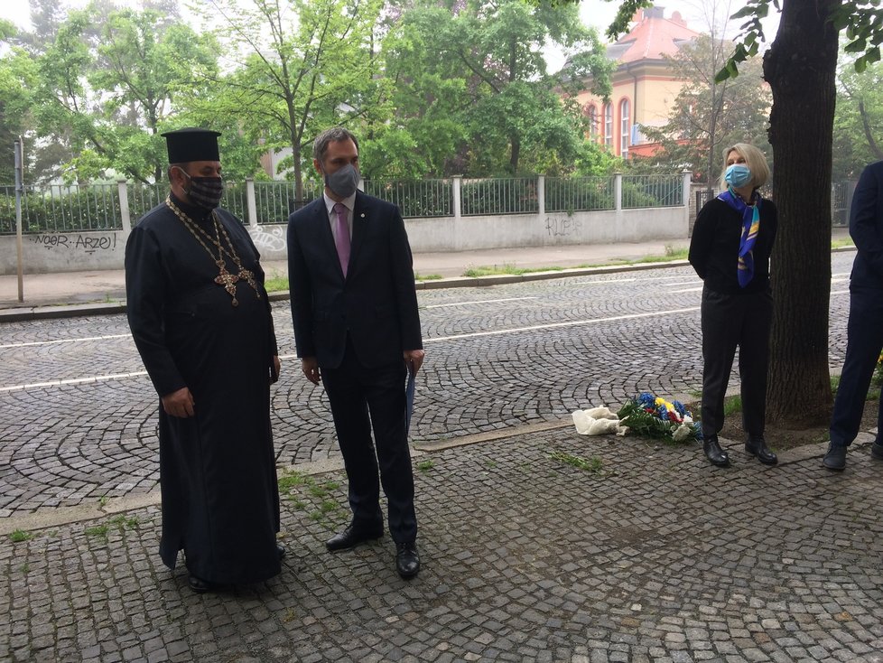 Piety se zúčastnil primátor Zdeněk Hřib spolu s duchovním správcem modlitebny v Profesorském domě Pavlem Tselychem.