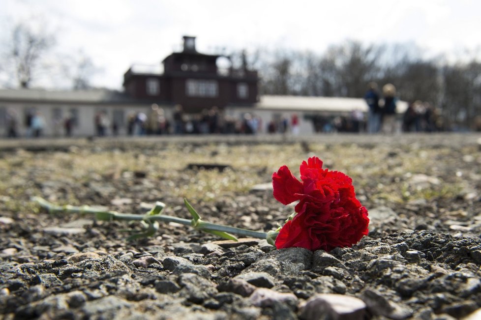 V Buchenwaldu si v roce 2015 připomněli 70 let od osvobození koncentráku.