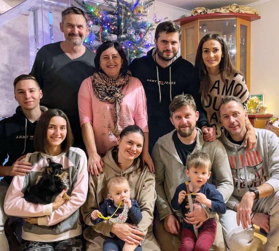 Zamilovaná Eliška Bučková vzala milence na svátky k rodině