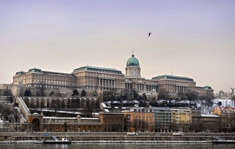 Zkuste kouzelné vánoční trhy v Budapešti. Provedou vás od vánočních svátků až do oslav konce roku 2023