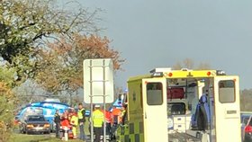 Nehoda sanitky u Budiměřic