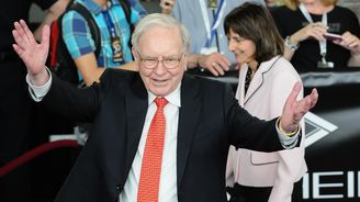 Chcete na soukromý oběd s miliardářem Warrenem Buffettem? Za 57 milionů to jde