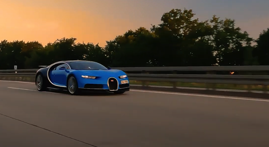 Bugatti Chiron vs Autobahn