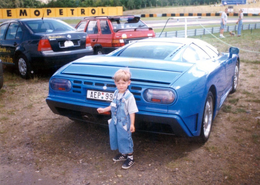 Bugatti EB110