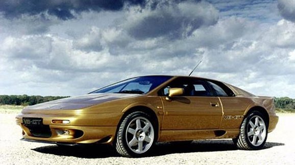 Lotus Esprit – Chapmanova trvalka (2. část)