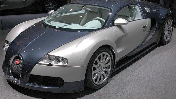 Před patnácti lety se poprvé představil Bugatti Veyron
