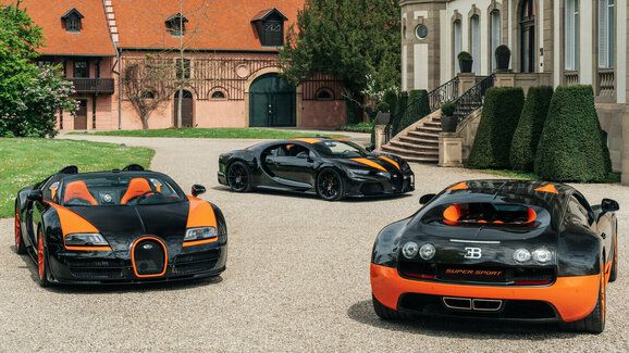Rekordně rychlé modely Bugatti se sešly na domovském zámečku. Je to krásný pohled