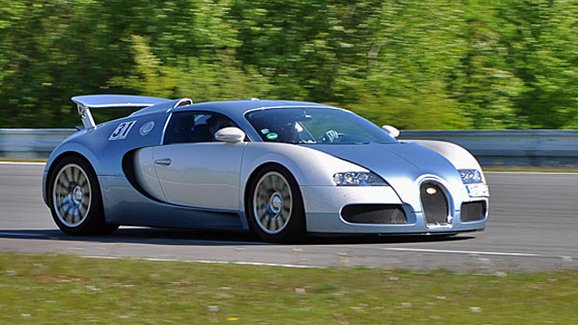 Soutěž: Vyhrajte svezení v Bugatti Veyron na závodním okruhu v Brně