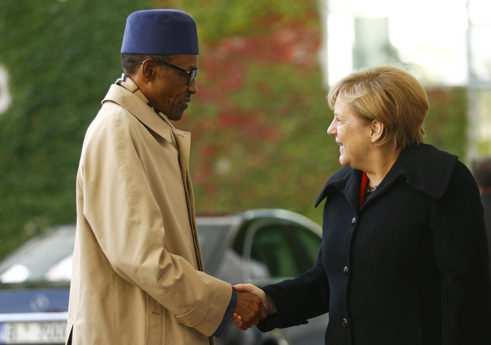 Nigerijský prezident Buhari přiletěl na oficiální návštěvu Německa.