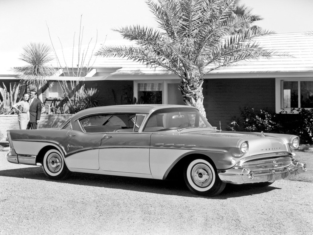 Buick Roadmaster Riviera (1957)