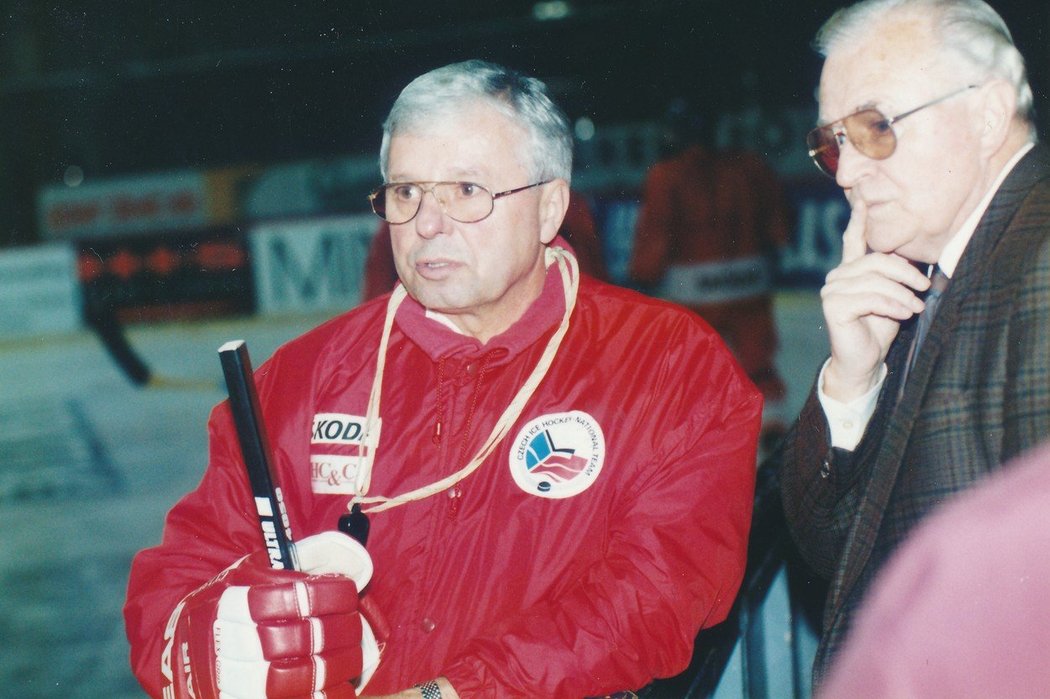 Smutná novina zasáhla český hokej; zemřel Luděk Bukač, bývalý hráč, trenér dvojnásobných mistrů světa (1985 a 1996) a uznávaný metodik...