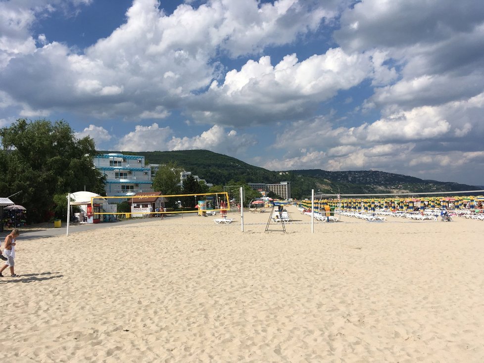 Bulharsko láká turisty na netradiční prostředí, nízké ceny a také krásné písčité pláže.