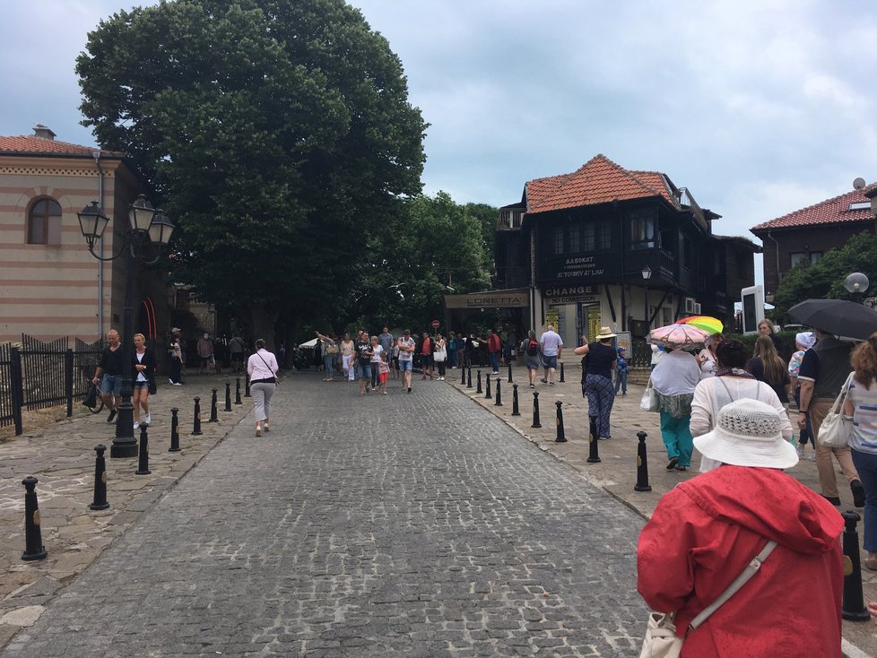 Nesebar je starobylé bulharské město nedaleko Sunny beach.