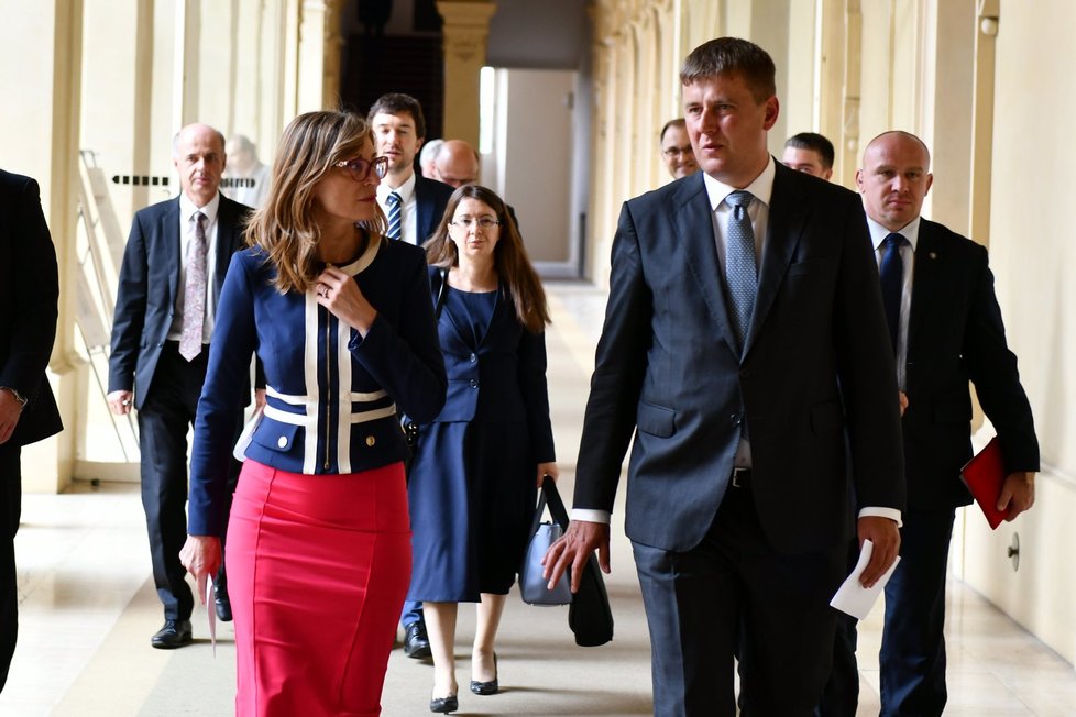 Bulharská ministryně zahraničí Ekaterina Zaharieva se v Praze setkala s Tomášem Petříčkem. (ČSSD) (9.7.2020)