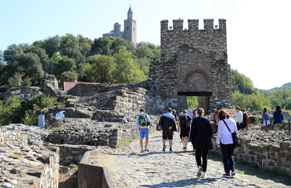 Bulharsko není jen moře, také vnitrozemí má mnoho co nabídnout. Turista se zálibou v historii zůstane v úžasu nad stopami thrácké, byzantské a starořímské kultury.