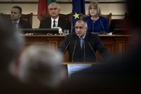 Bulharsko: Policie kvůli korupci proklepne 6000 úředníků, včetně poslanců a členů vlády. Inspirace, jak na naše nadlidi?