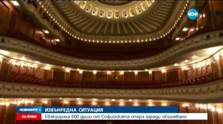 V Sofii evakuovali operu kvůli slznému plynu.