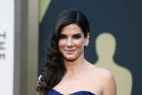 I v padesáti válí: Nejkrásnější ženou světa je Sandra Bullock!