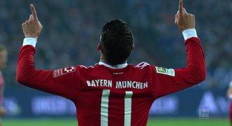Nová hvězda Bayernu! James se proti Schalke blýskl geniální přihrávkou