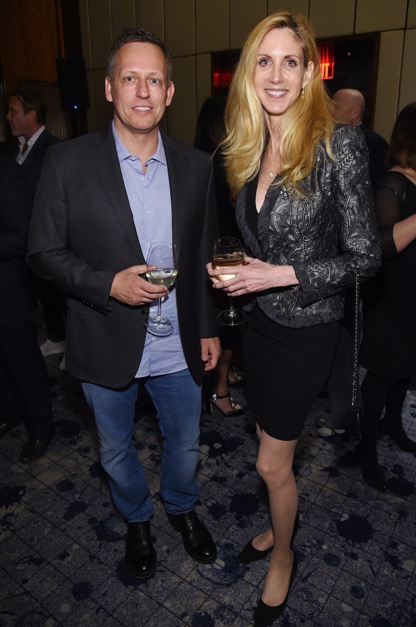 Miliardář Peter Thiel a spisovatelka Ann Coulterová.