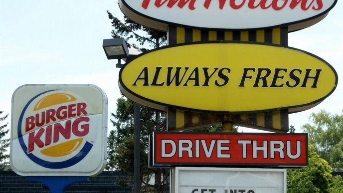 Burger King převezme kanadský řetězec Tim Hortons