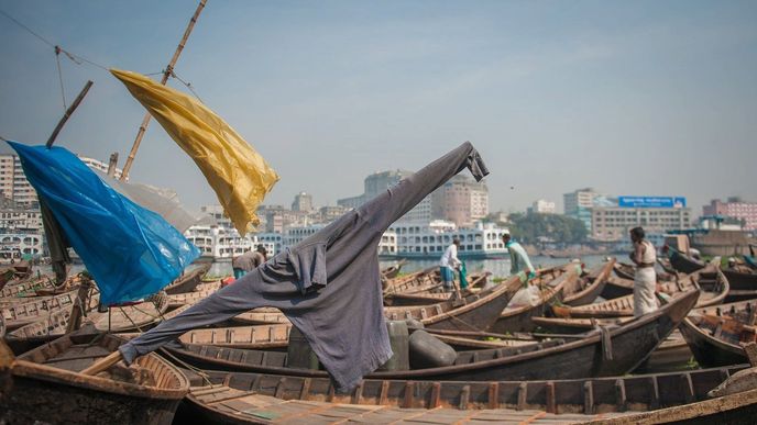 Bangladéššská řeka Buriganga patří k nejšpinavějším tokům na světě