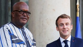 Prezident Burkina Faso Roch Mark Christian Kaboré a Emmanuel Macron