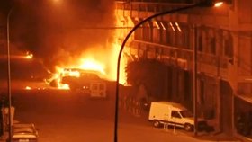 Teroristé z al-Káidy zaútočili na hotel Splendid v Ouagadougou, hlavním městě Burkiny Faso
