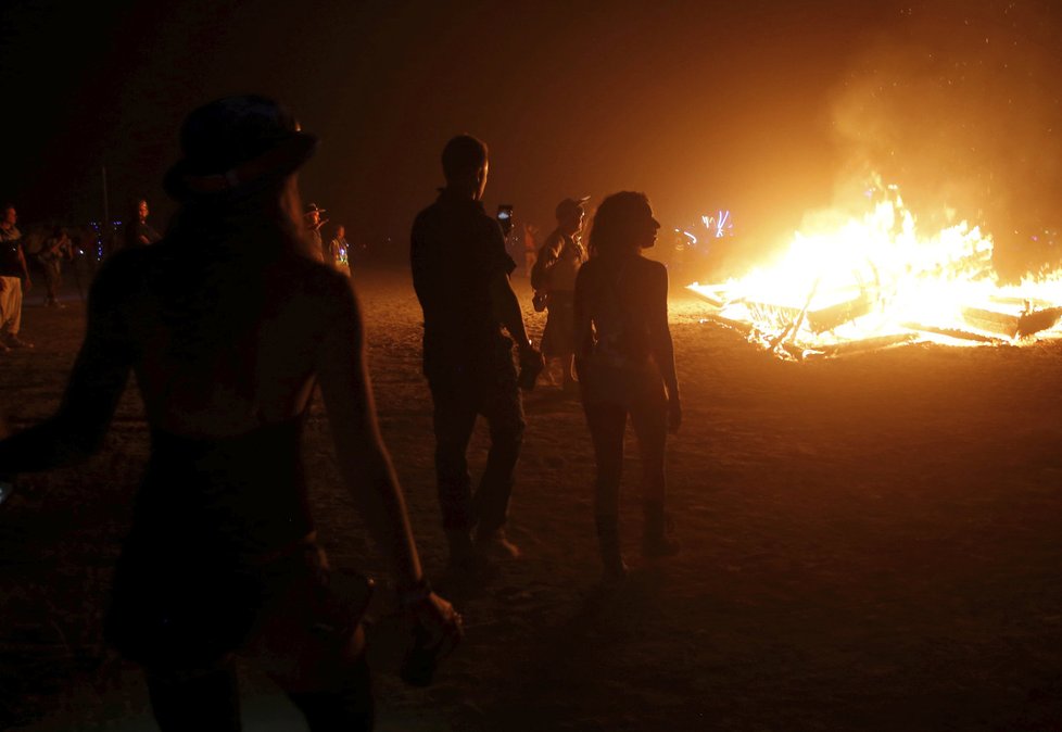 Netradiční festival se koná v nevadské poušti.