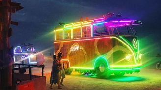 Pouštní festival Burning Man působí jako z jiného světa