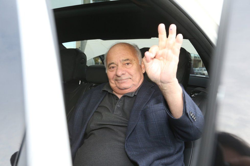 Filmový švagr Rockyho Burt Young dorazil do Prahy.