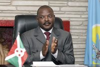 Zlatý padák pro prezidenta: Hlava Burundi dostane luxusní vilu a 12 milionů, lidé přitom hladoví