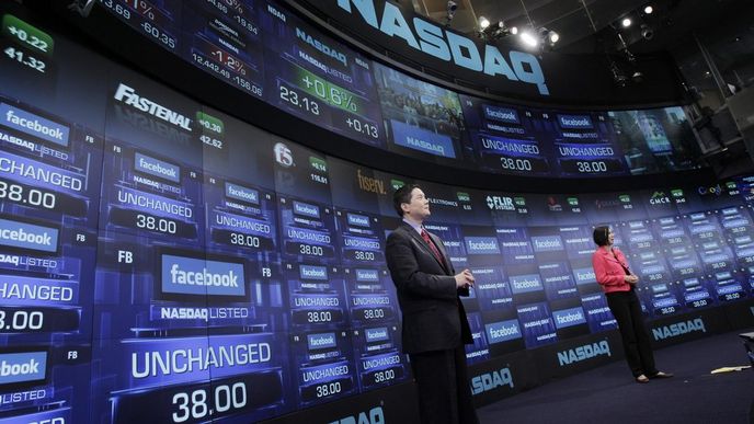 Burza Nasdaq, kde se akcie PayPalu obchodují Burza Nasdaq, kde se akcie PayPalu obchodují