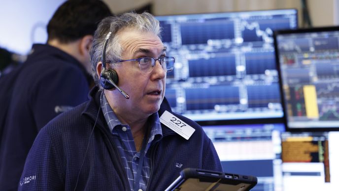 Newyorská burza obrací, uměla inteligence už není všespásná. Newyorská burza obrací, uměla inteligence už není všespásná.