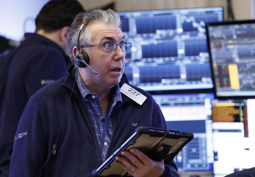 Wall Street obrací. Umělá inteligence je novým rizikem pro burzy i ekonomiku Wall Street obrací. Umělá inteligence je novým rizikem pro burzy i ekonomiku