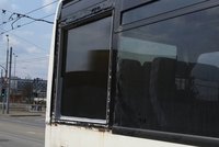 Cestující v šoku: Do Vejprnic pro ně přijel autobus, který se rozpadal