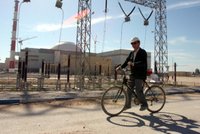 Komunisté chtějí zrušit embargo pro íránskou elektrárnu. Poškozuje české firmy, míní