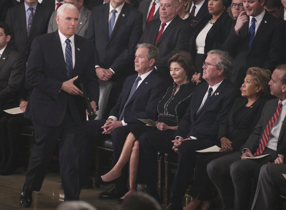 Posledního rozloučení s oblíbeným prezidentem USA se ve Washingtonu zúčastnila i řada světových státníků.