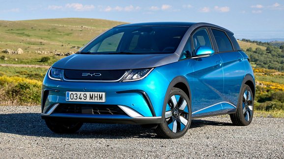 Další levný elektromobil míří do Evropy. BYD Dolphin stojí zlomek ceny konkurence