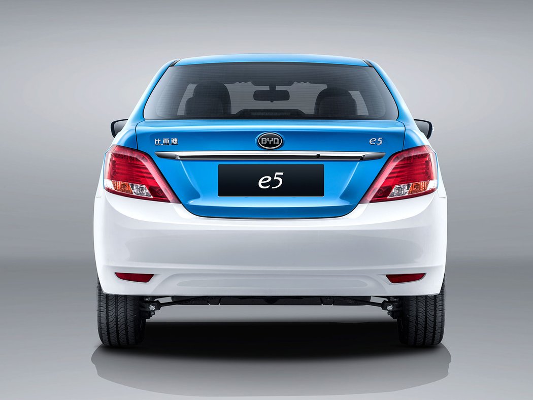 BYD e5