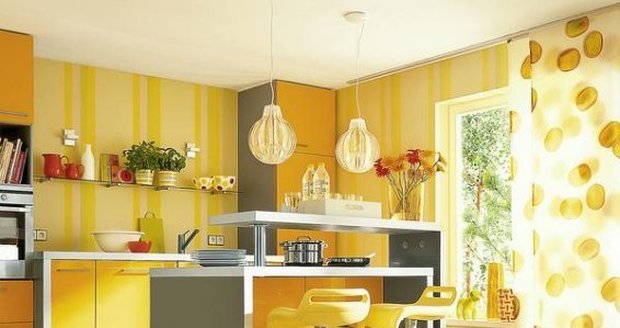 Žlutá barva se skvěle hodí do kuchyní a obývacích pokojů. Rozveselí vás a dodá vám energii.