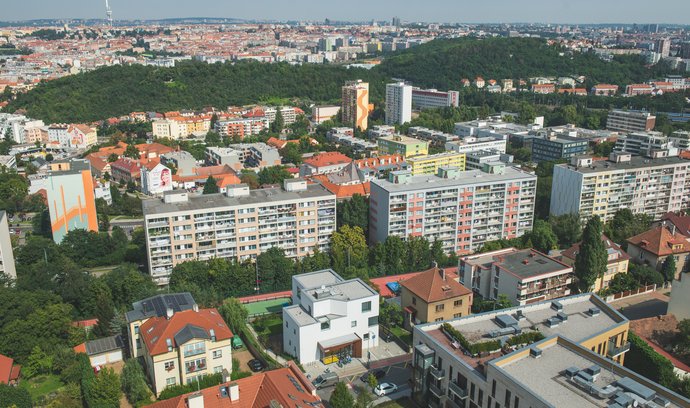 V Praze do roku 2050 přibudou statisíce lidí. Mohou chybět školy i domovy pro seniory