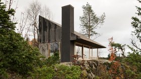 Moderní severská chata nabízí úchvatný výhled na norský fjord