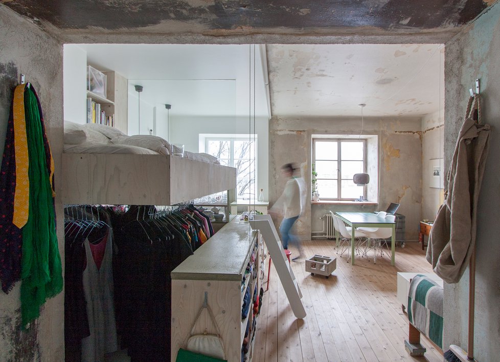 Do maličkého bytu s výměrou 36 m2 se vešlo vše, co obyvatelé potřebují