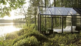 Designový skleník nabízí nepřeberné možnosti. Kromě pěstování květin a zeleniny ho lze využít i jako ložnici
