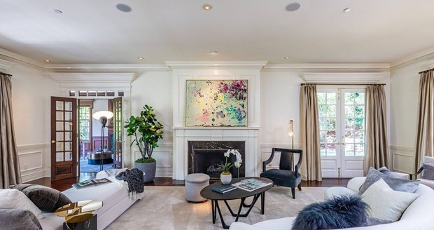 Ashton Kutcher a Mila Kunis prodávají dům v Beverly Hills.