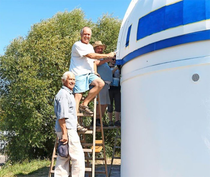 Německý profesor proměnil observatoř v robota ze Star Wars