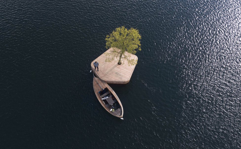 Unikátní ostrov s lípou zdobí přístav v Kodani