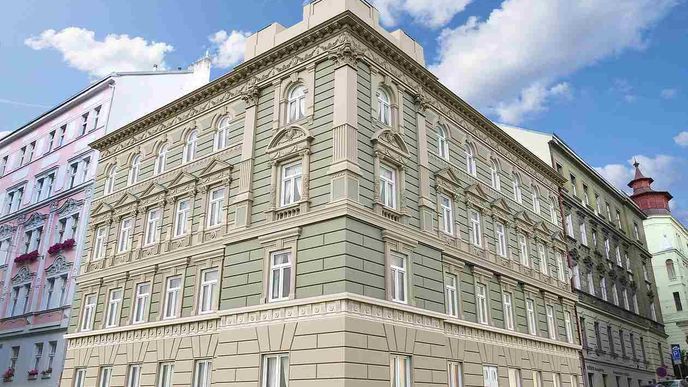 Dům v Černomořské ulici bude po rekonstrukci zahrnovat byty vhodné ke krátkodobým pronájmům.