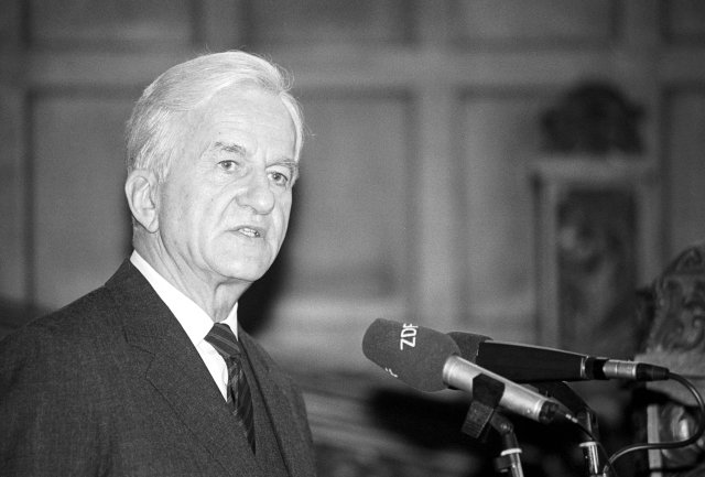 Prezidentem Německa byl Richard von Weizsäcker v letech 1984 až 1994.